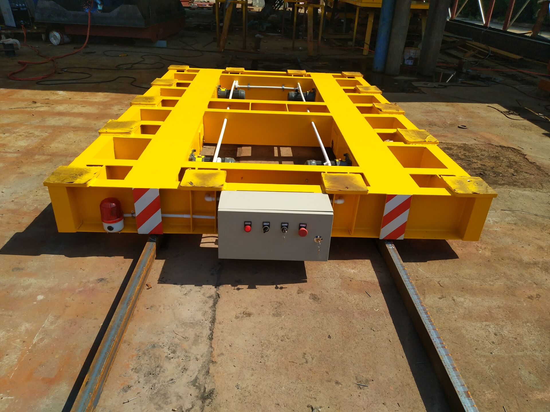 對電動(dòng)軌道車(chē)電纜卷筒及其電纜的正確使用與維護